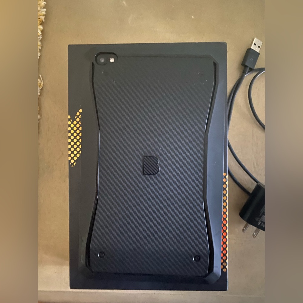 Android Tablet M8L - Picture 4 of 5